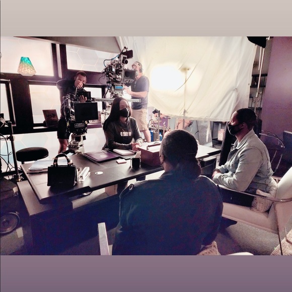 Meet Your:
Top Seller💋Buyer - Picture 10 of 15